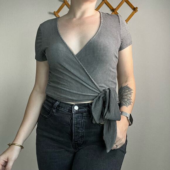 Free People Gray Ribbed Wrap Shirt Small - Picture 6 of 11